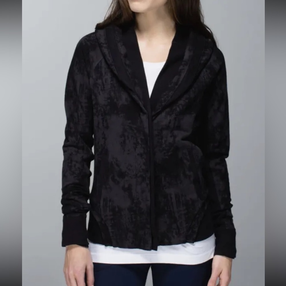 Lululemon Women's To Class Jacket Sea Bed Black Deep Coal - size 6